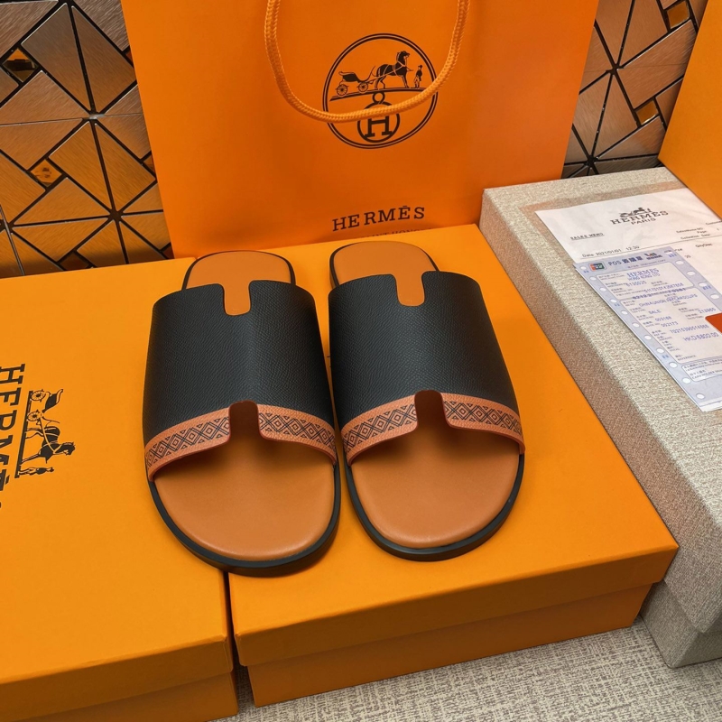 H**mes slippers